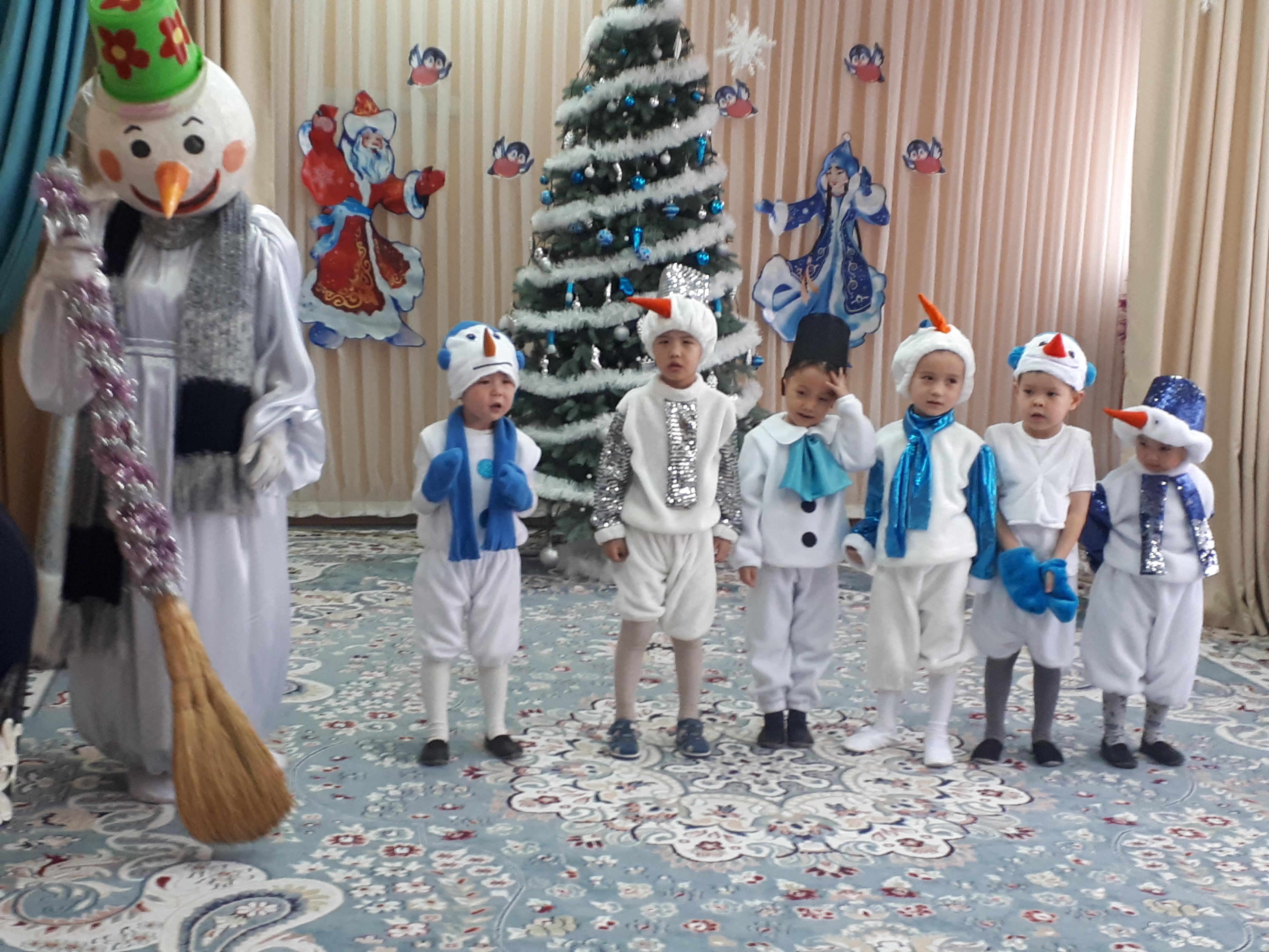 "Ботақан" ересек тобында  жаңа жылдық мереке.  Тақырыбы: «Жаңа жылдық пошта»